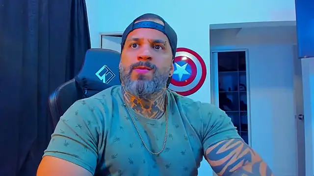 JoshRigby live sex cam