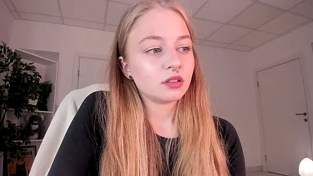 MiaMews's cam snapshot