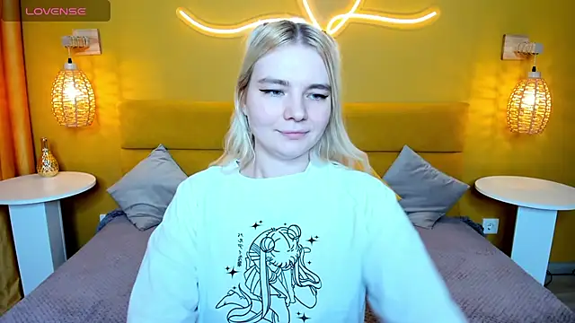 RuthBryant's cam snapshot