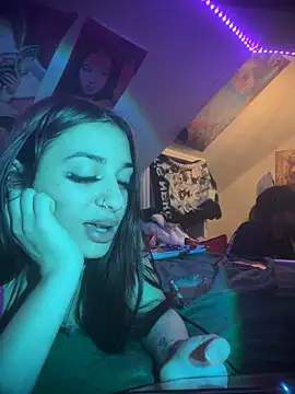 heluvsbabii's cam snapshot