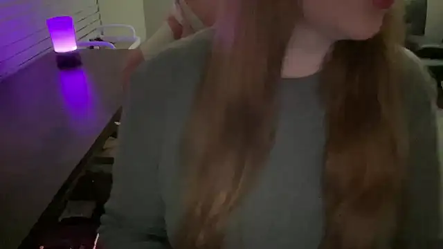 MollyJenson's cam snapshot