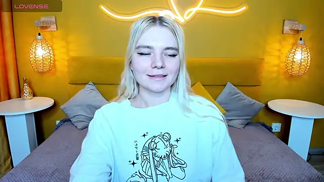 RuthBryant's cam snapshot