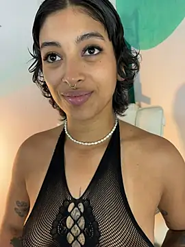 LollaByer's cam snapshot