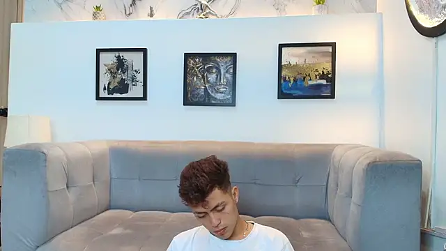 AVENGER_BOYS2026 live sex cam