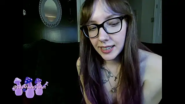 thevixenviolet's cam snapshot