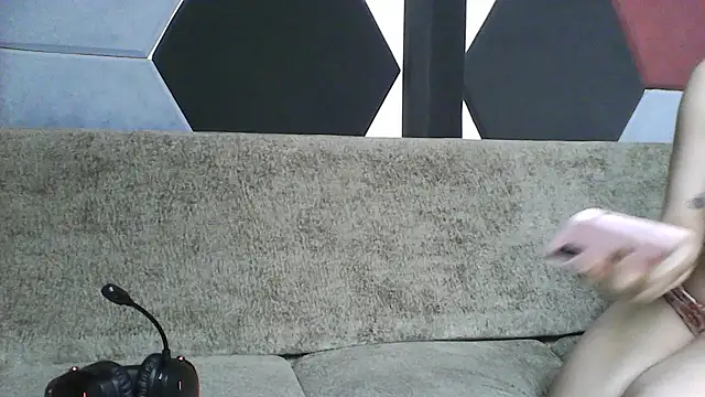 GabriellaManhaes's cam snapshot