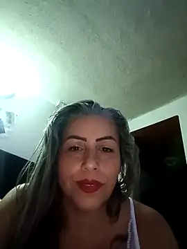 maynor_1998's cam snapshot