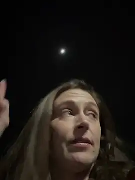 lunagirl13's cam snapshot