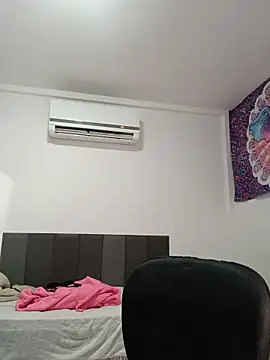 ApenasLys's cam snapshot