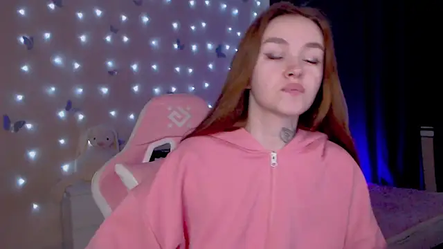 Naughty_Mable's cam snapshot