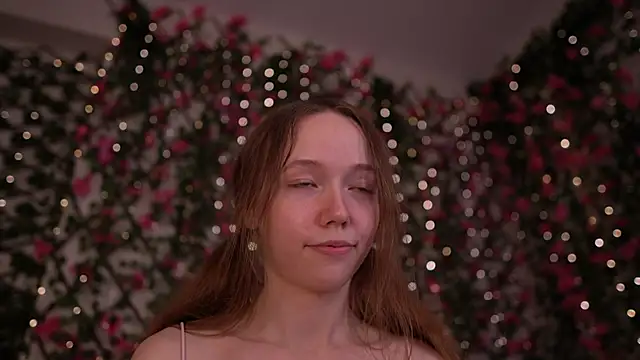 Petite_Polly's cam snapshot