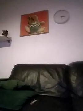 Knuffelstaaff123's cam snapshot