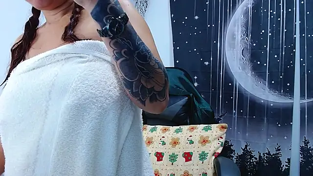 Hikaryfire live sex cam