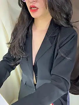 Voyerra_g live sex cam