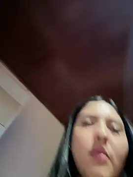 Sofia_Collins-'s cam snapshot