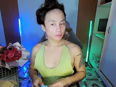 YourNikkieXxx live sex cam