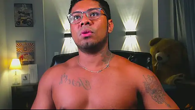 LEONHDZ live sex cam