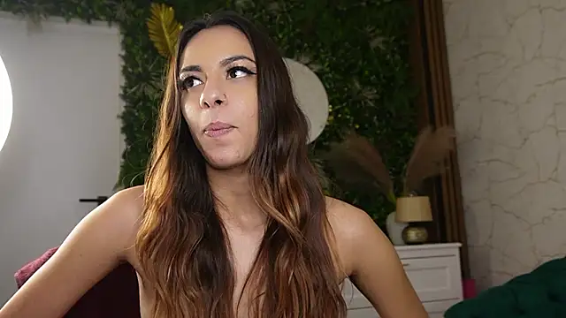 sisi_von_dee's cam snapshot