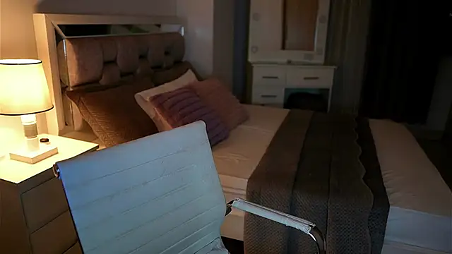 Camilaa_bueno live sex cam