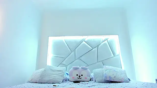 Sweeetcurvyx's cam snapshot