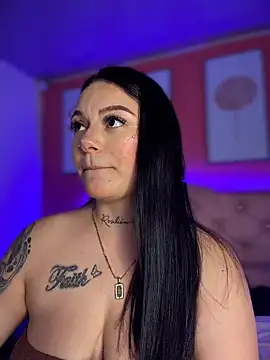 Megaan__More's cam snapshot