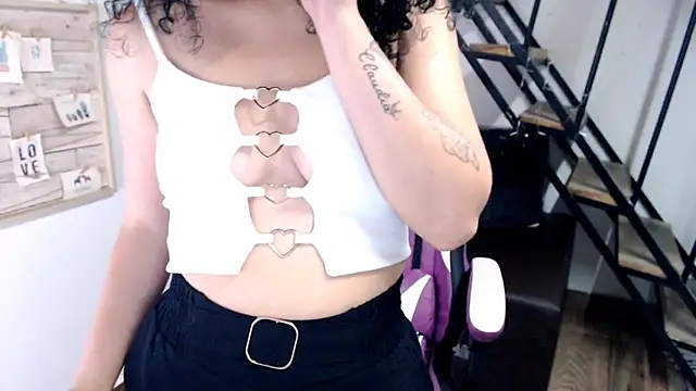 samantha_baby_'s cam snapshot