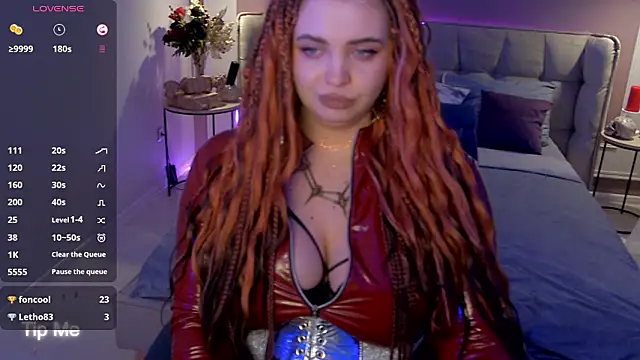 Miss_Maya_Mils live sex cam