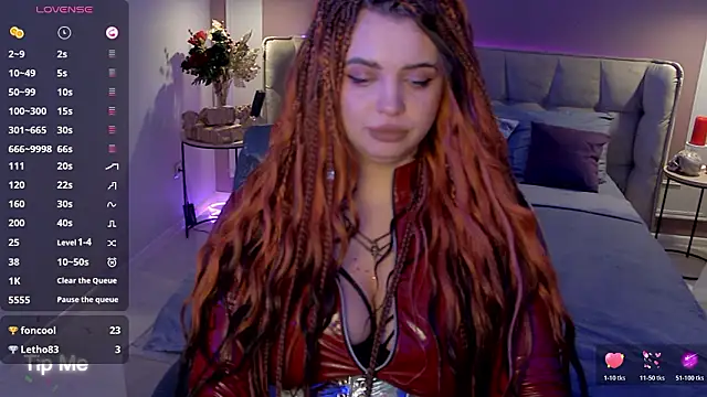 Miss_Maya_Mils's cam snapshot