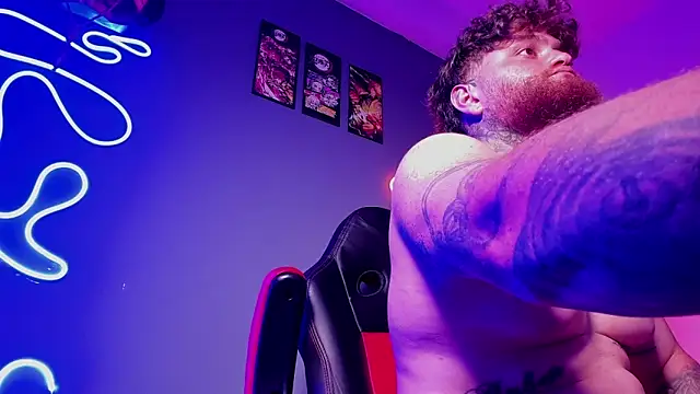 Ragnar_Larssen live sex cam