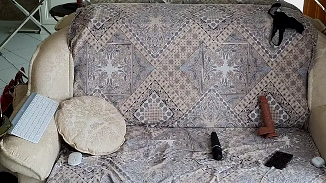 Alyonushkadarling's cam snapshot