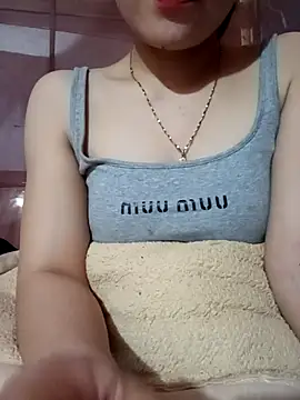 LucyyLy's cam snapshot