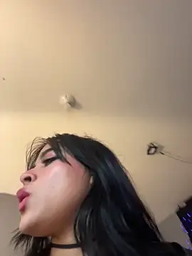 sophie_banks's cam snapshot