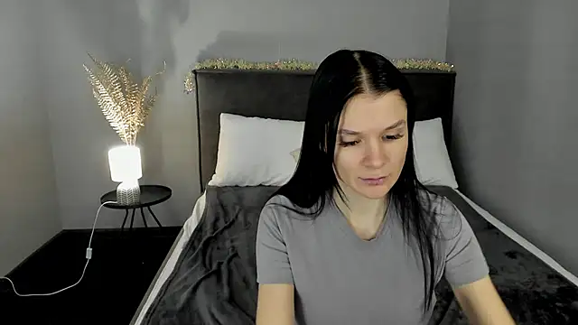 SkinyJoys's cam snapshot