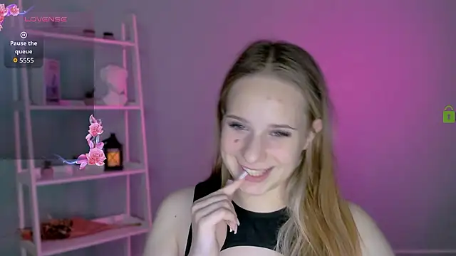 miles_candy's cam snapshot