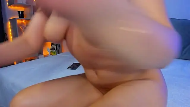 ClockworkLady's cam snapshot