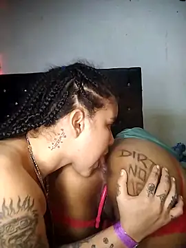 Bel_amour777's cam snapshot