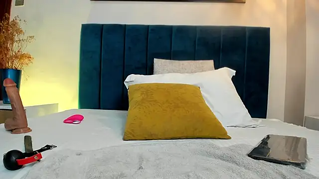 MiaaHarperr's cam snapshot