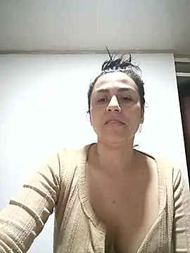 vanessa-titisM's cam snapshot