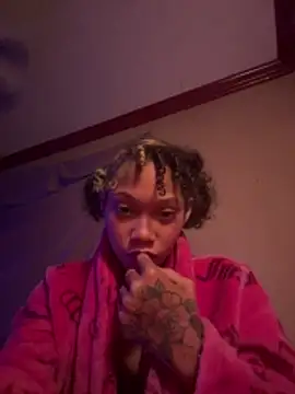 Tamiii420 live sex cam