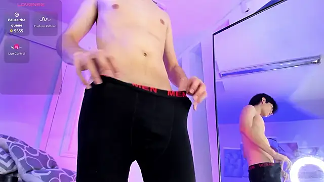 Aron_valverde's cam snapshot