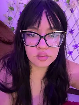 Emily_Taylor2's cam snapshot