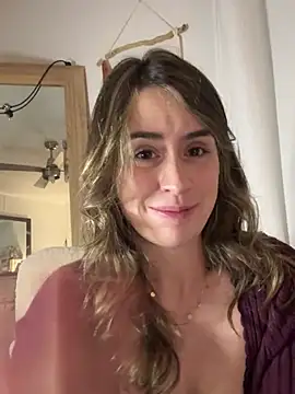 Wetbabygirlxo live sex cam