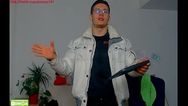 ZeinMiracles live sex cam