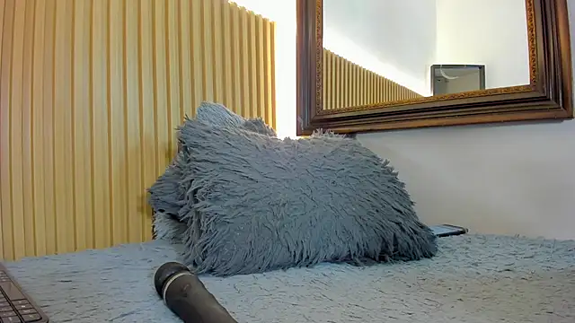 Annie_paradise17 live sex cam