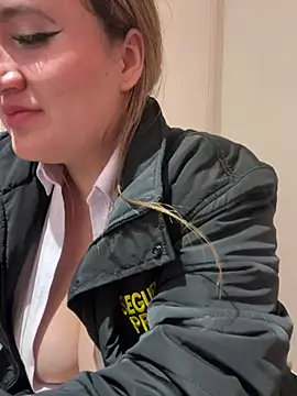 Isabel_Noir's cam snapshot