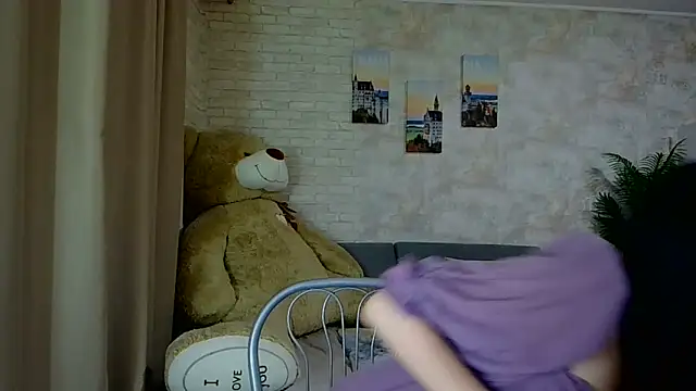 Anika_bloom's cam snapshot