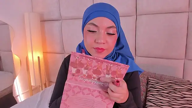 Sooffii_1's cam snapshot