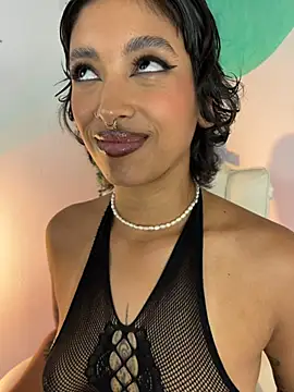 LollaByer's cam snapshot