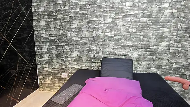 SaraiEvans live sex cam