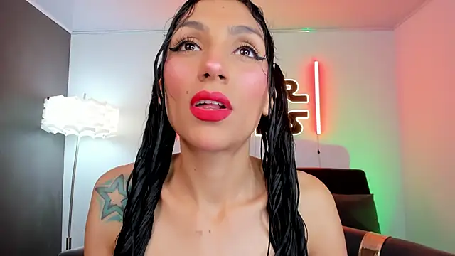 miss___evangeline's cam snapshot